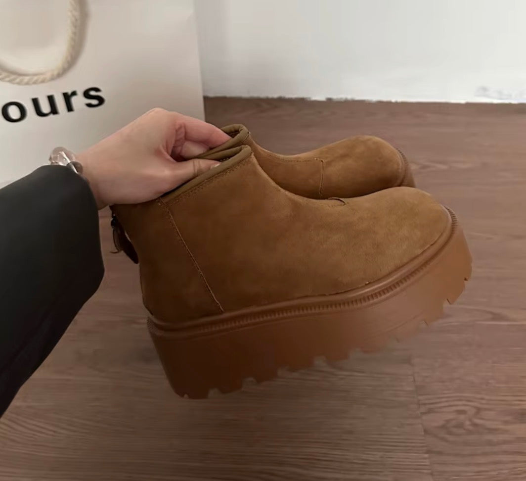 Bottes pour femme en coton chaud, style vintage automne-hiver, avec semelle épaisse pour un effet rehausseur et doublure en peluche confortable