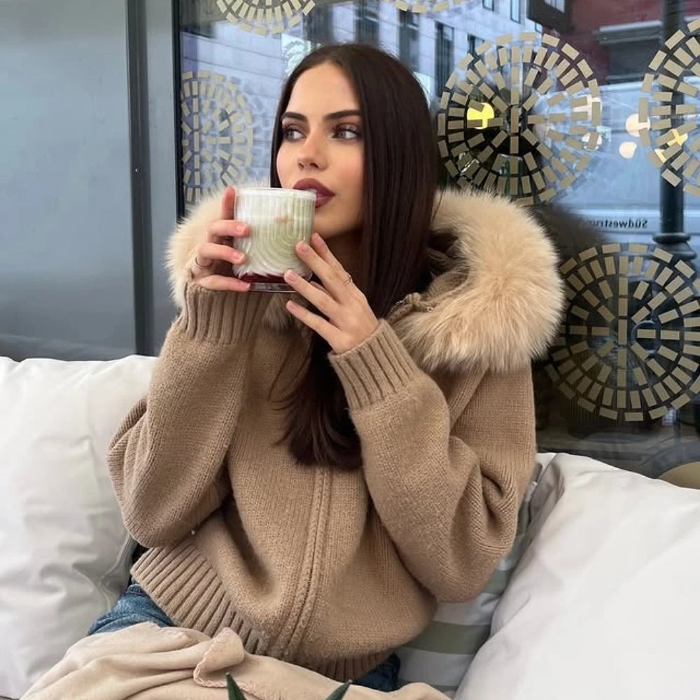 Gilet à Capuche en Vrai Renard Tricoté