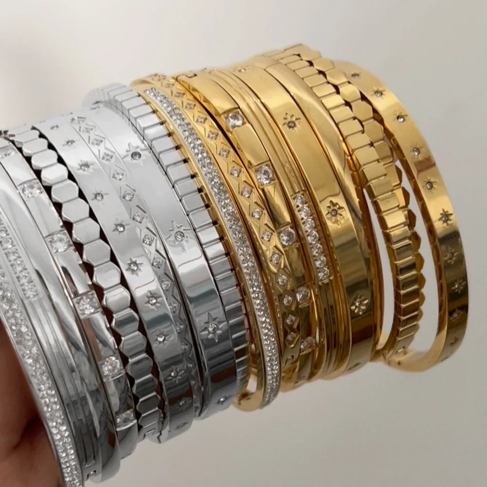 Bracelets ouverts en acier inoxydable avec zircon cubique blanc étanche, résistants au ternissement.