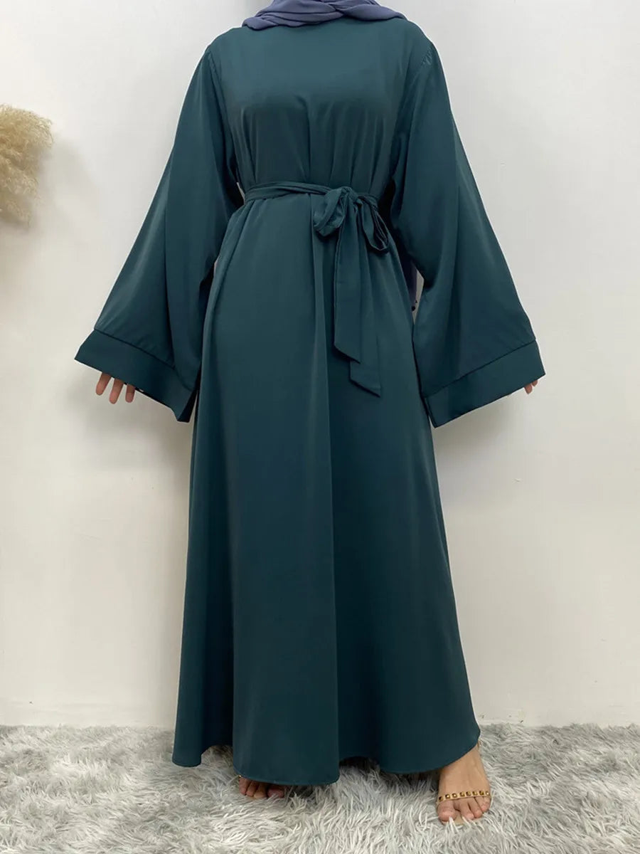 Robe longue et ample abaya,