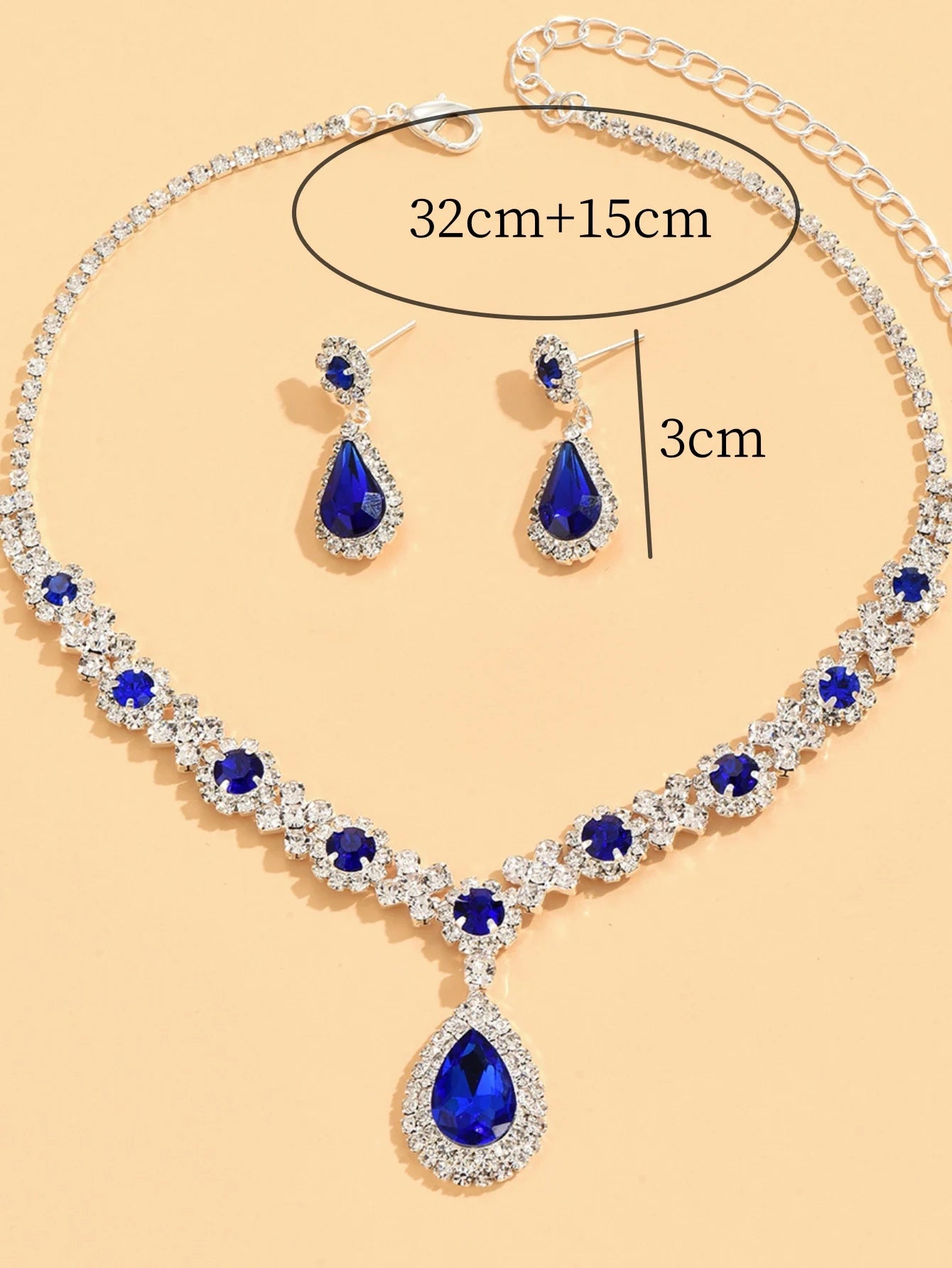 Ensemble de 3 pièces pour femme : collier gouttes de cristal avec boucles d’oreilles.