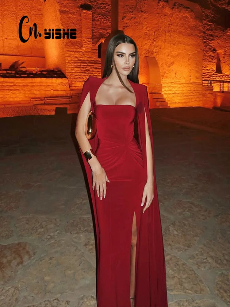 Robe Longue cape et fente