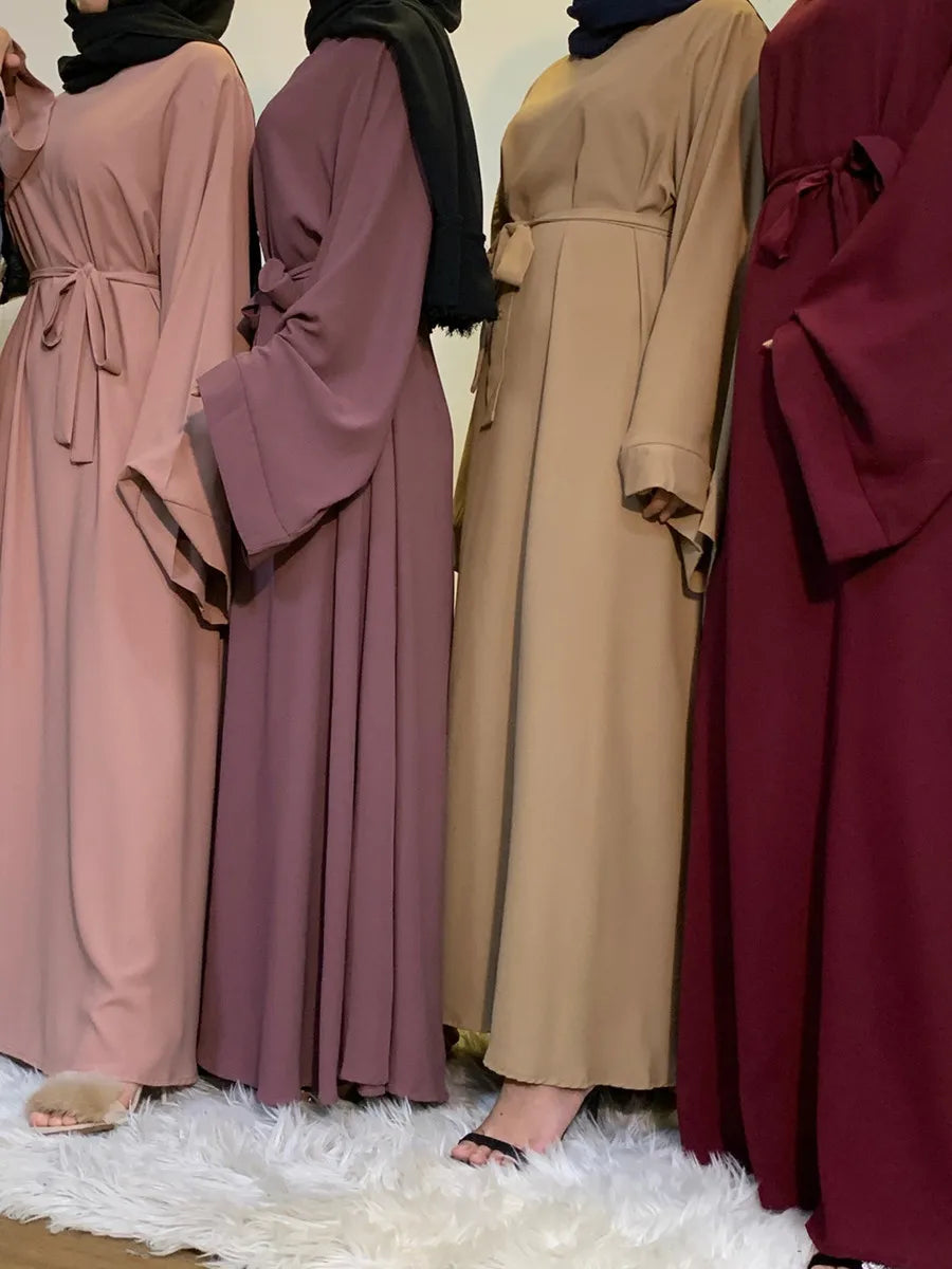 Robe longue et ample abaya,