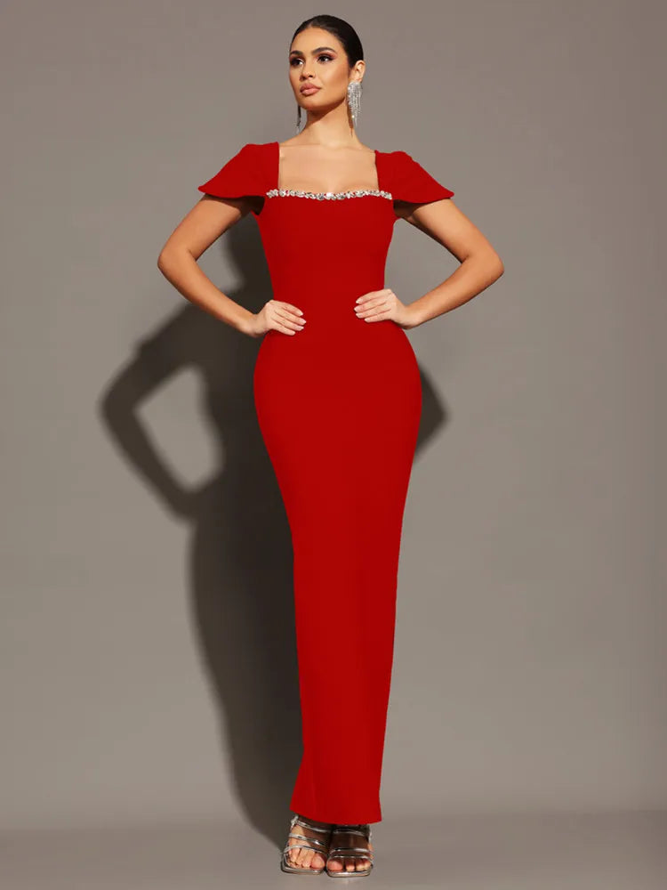 Robe Mi-longue Détail en Diamant