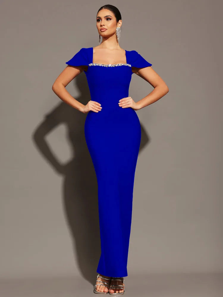 Robe Mi-longue Détail en Diamant