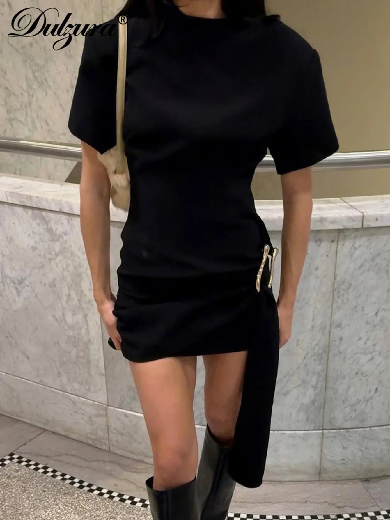 Robe courte Bouton en métal