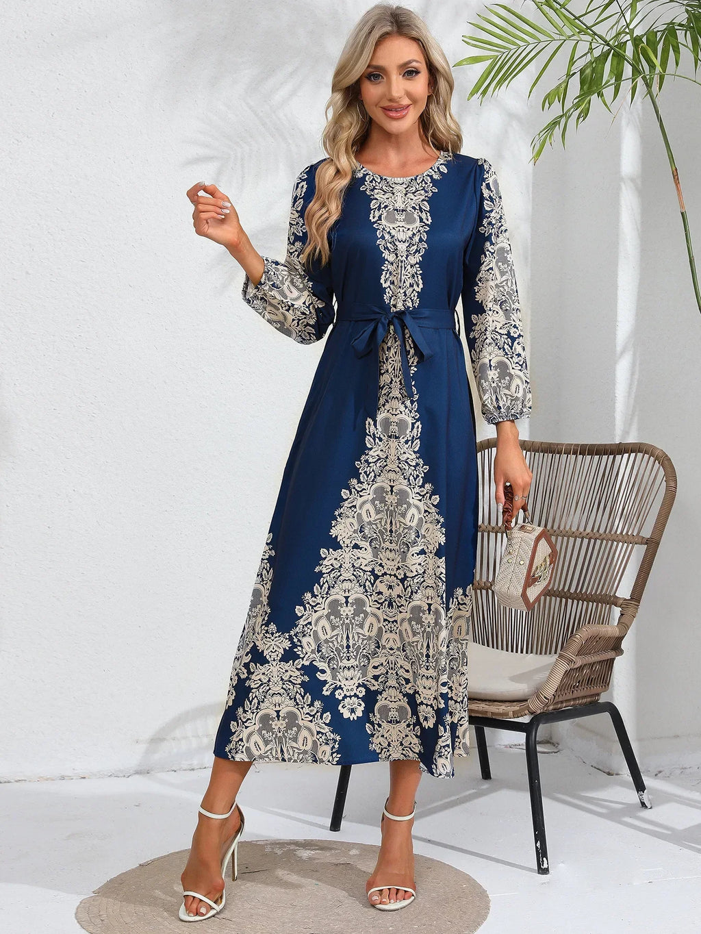 Robe longue Modèle avec laçage