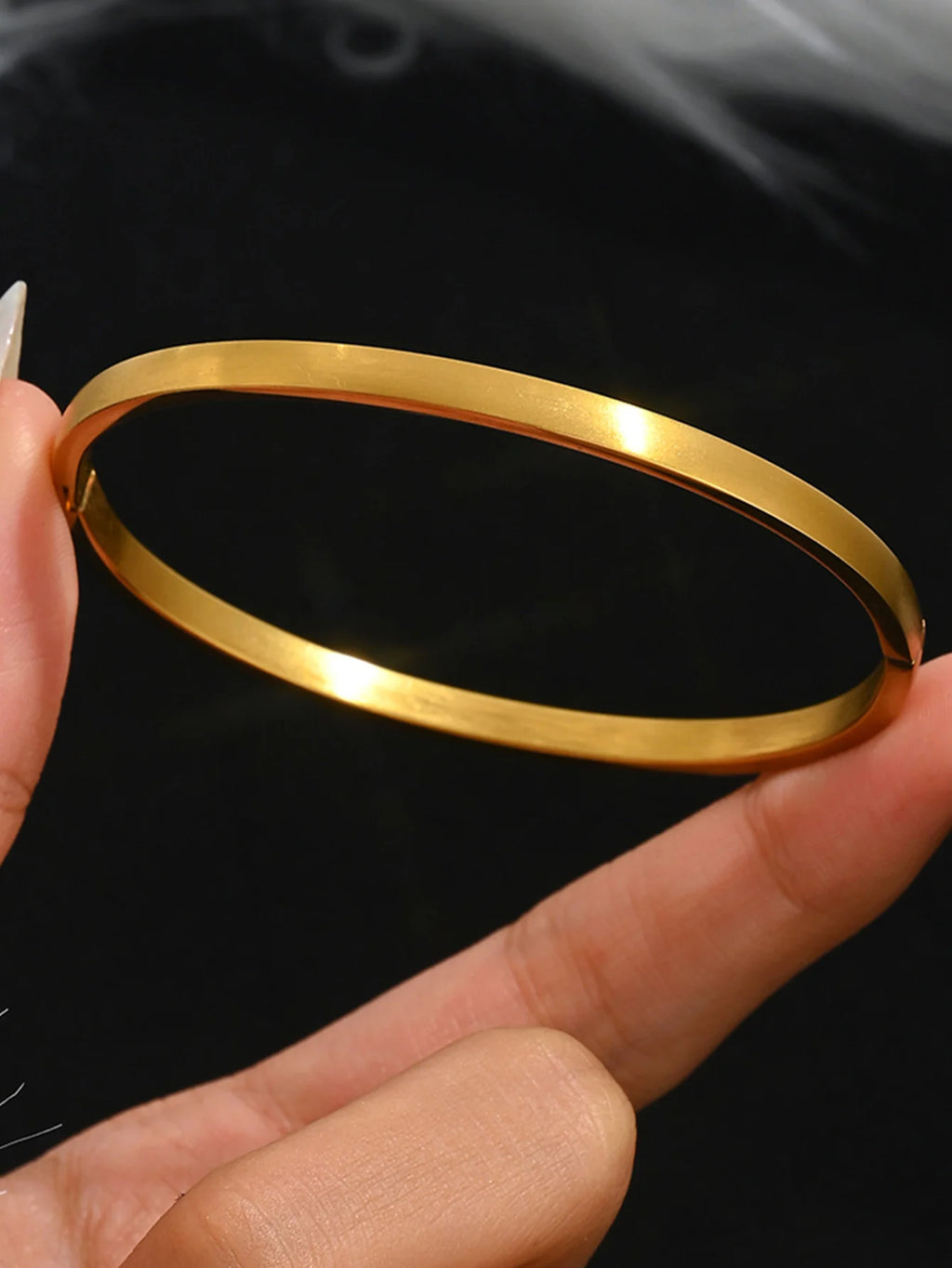 Bracelet porte-bonheur trèfle à quatre feuilles en acier inoxydable