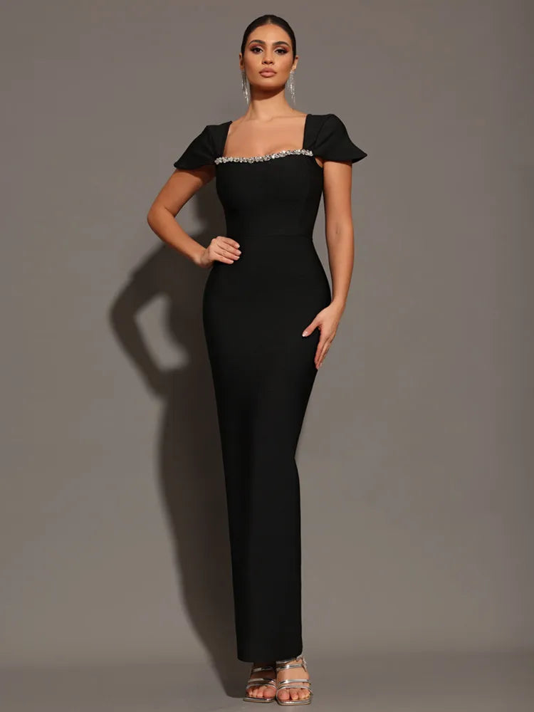 Robe Mi-longue Détail en Diamant