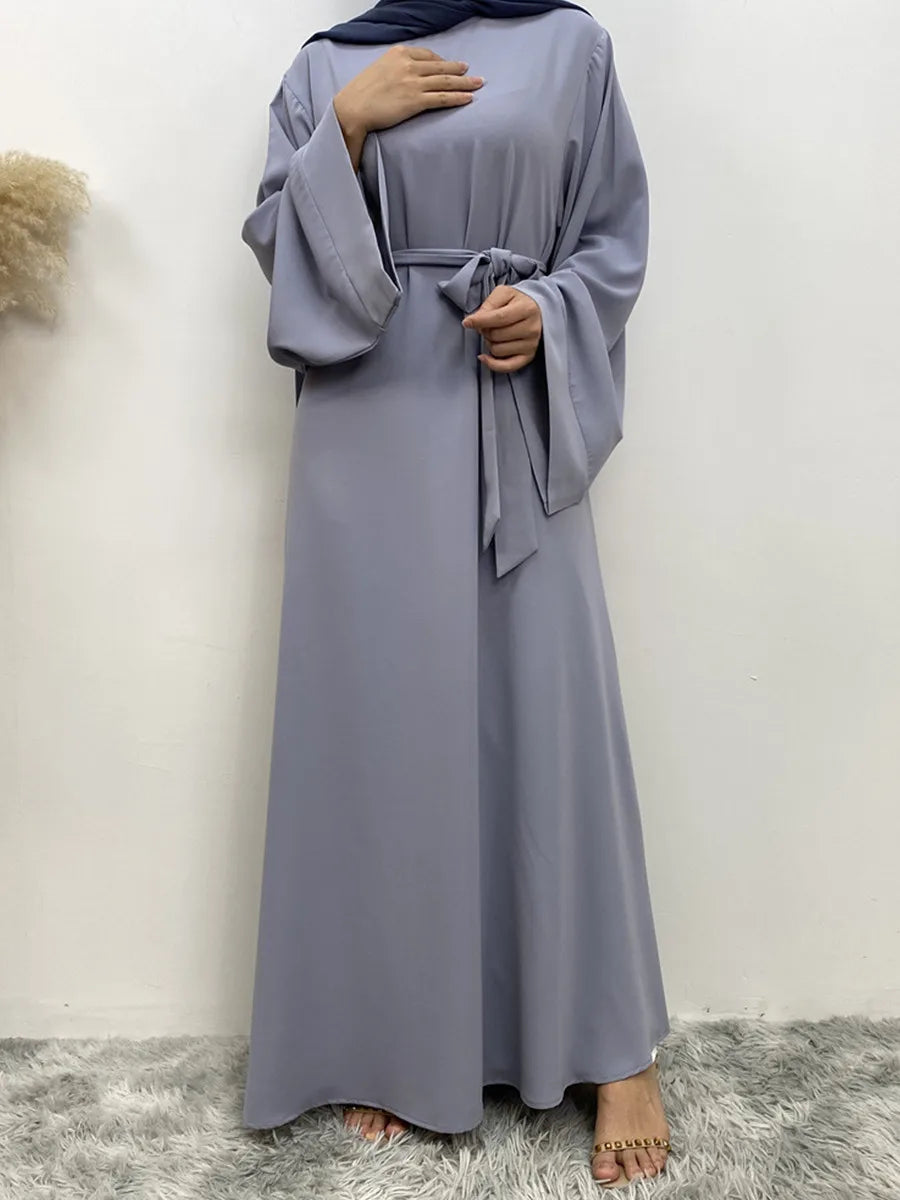 Robe longue et ample abaya,