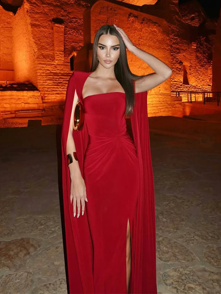 Robe Longue cape et fente