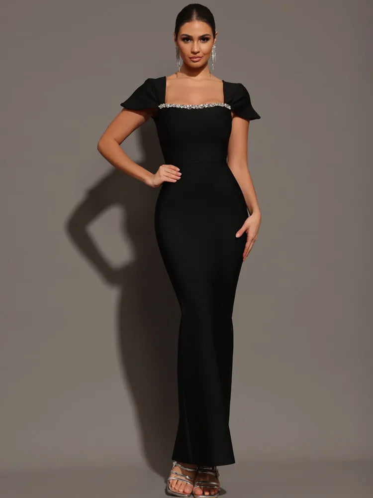 Robe Mi-longue Détail en Diamant